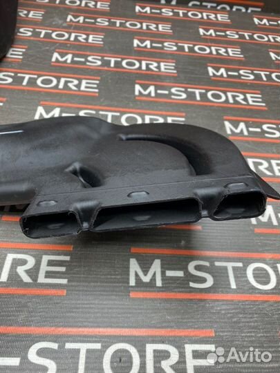 Воздуховод печки правый Mercedes-Benz E-Class W210