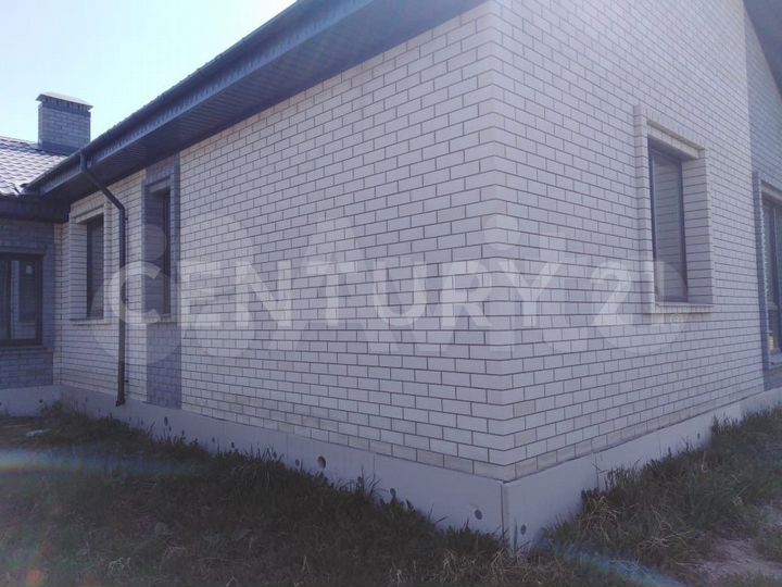 Коттедж 180 м² на участке 8 сот.