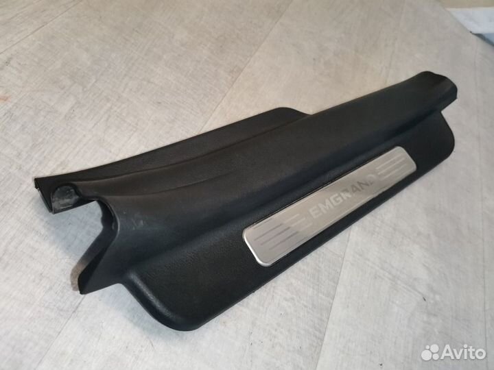 Накладка порога (внутренняя) задняя правая Geely