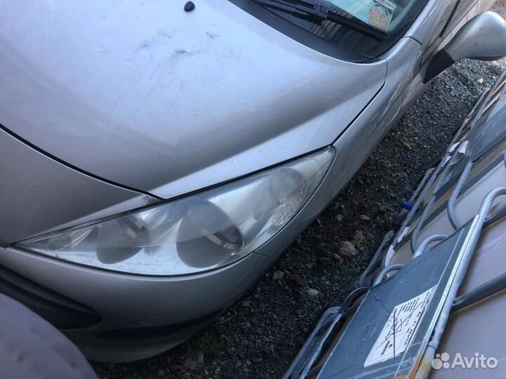 Разбор Peugeot 207 Дорест