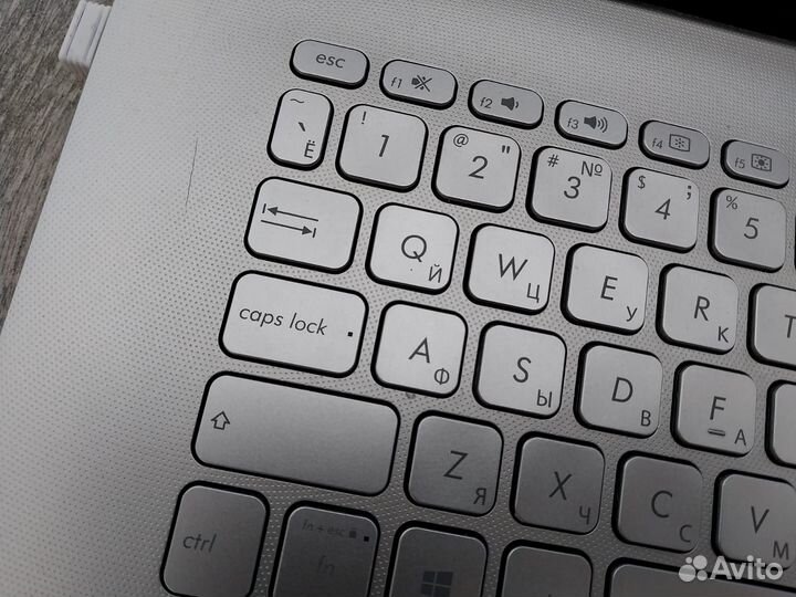 Продам ноутбук бу