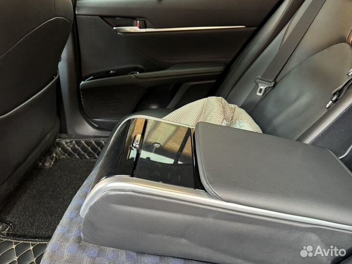 Toyota Camry 3.5 AT, 2020, 140 000 км