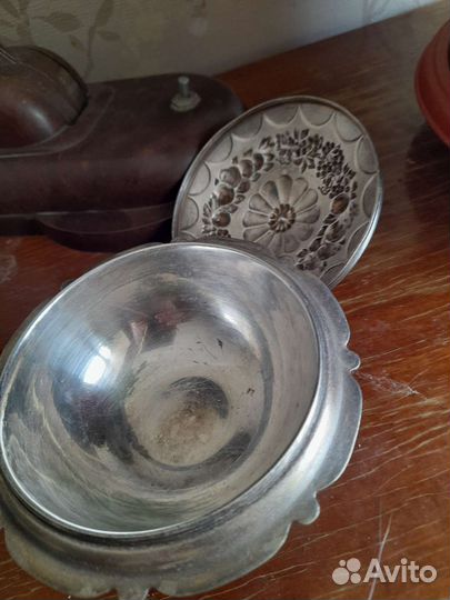 Икорница. Вазочка с крышкой. Мельхиор. СССР