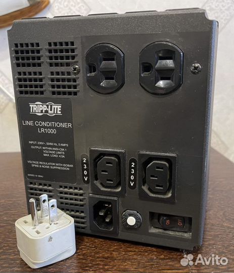 Стабилизатор напряжения Tripp Lite, 1000, 2 фазы