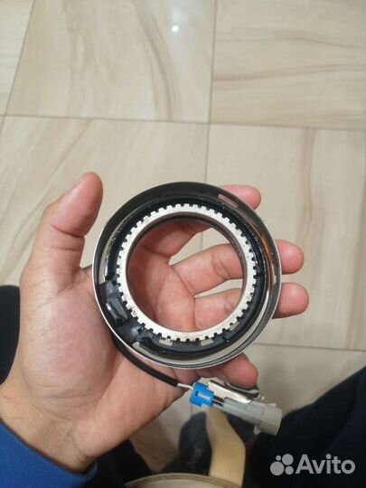 Датчик абс передний на рестайлинг эпика