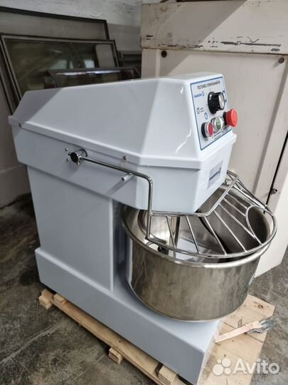Тестомес 2х скоростной на 20л