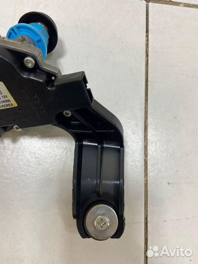 Моторчик стеклоочистителя задний Hyundai ix35 LM 2