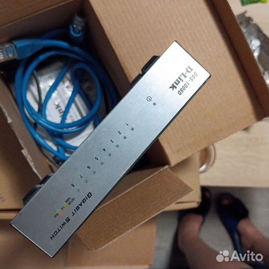 Switch свитч 8-port gigabit