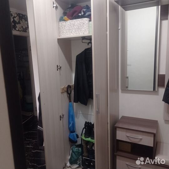 Шкаф в прихожую бу