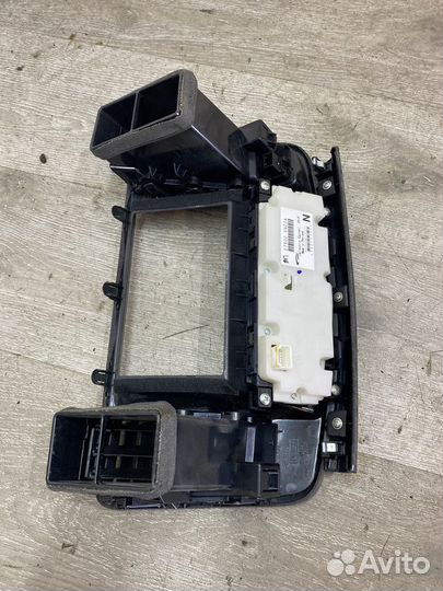 Блок управления отопителем Nissan Teana