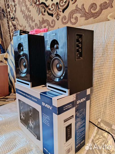 Активные колонки Sven