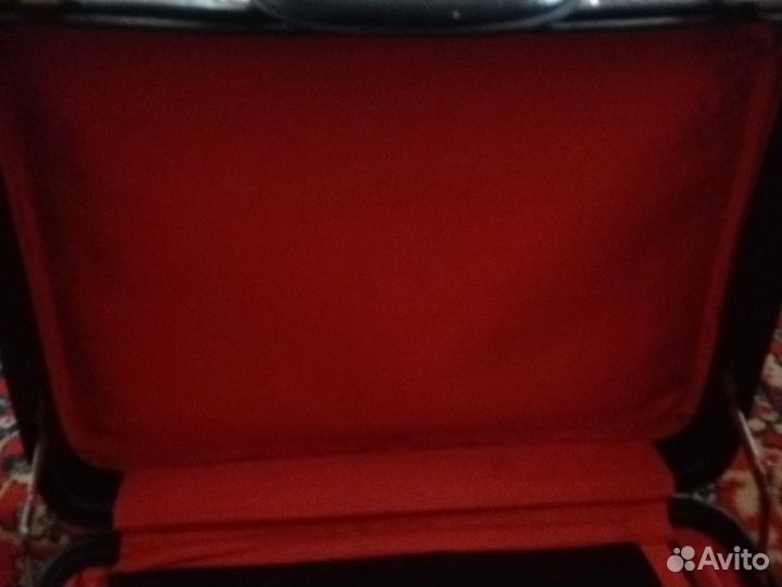 Чемодан кейс