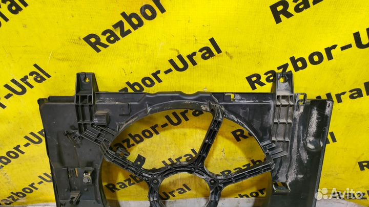 Диффузор вентилятора охлаждения дефект Ниссан Тиида C11