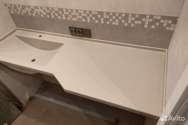 Столешница с интегрированной раковиной из камня м2