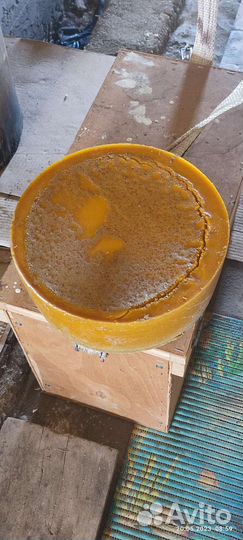 Воск пчелиный