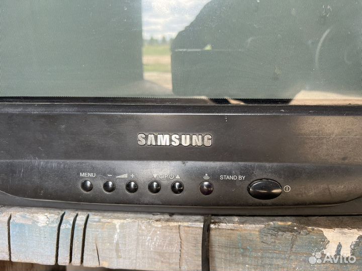 Телевизор samsung
