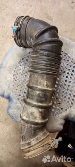 Патрубок воздушного фильтра toyota Prado 3.0 TD 1K