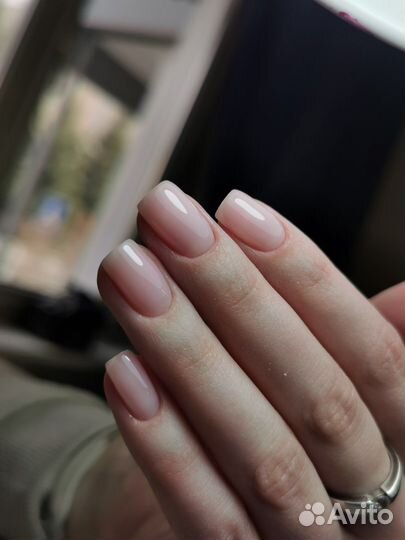 Маникюр и педикюр