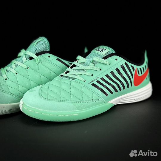 Детские футзалки Nike Lunar Gato IC