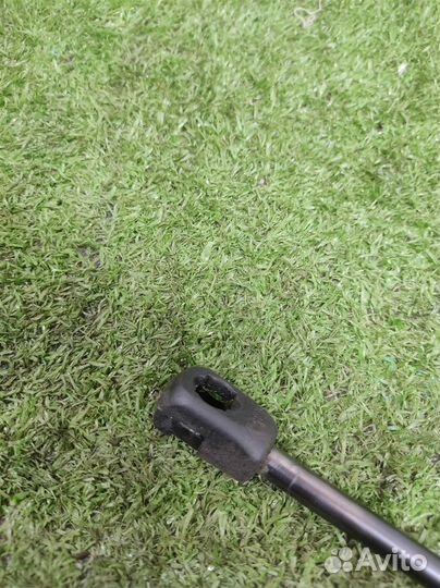 Амортизатор капота Opel Antara 2014