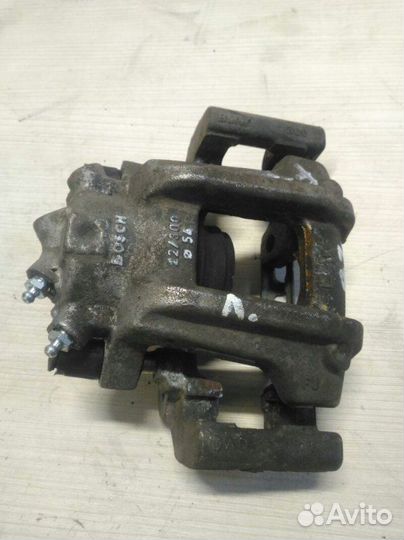 Суппорт передний Bmw 3 F30 2011