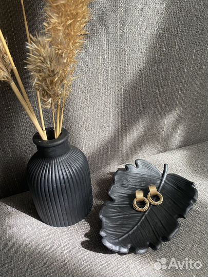 Ваза и подставка-листик для украшений