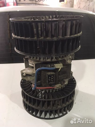 Моторчик печки bmw e38