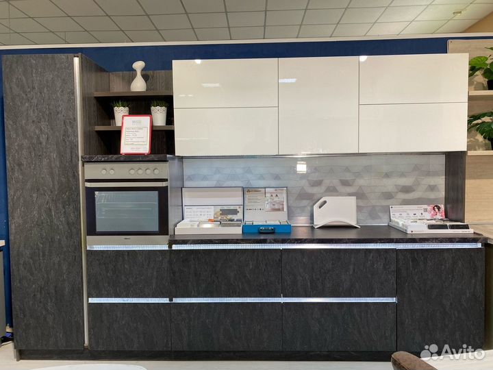 Кухни с открытыми шкафами на заказ в Саратове