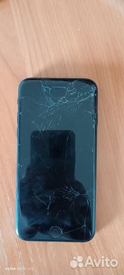 iPhone SE (2020), 64 ГБ