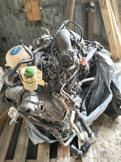 Двигатель саа Volkswagen transporter T5 GP 2.0