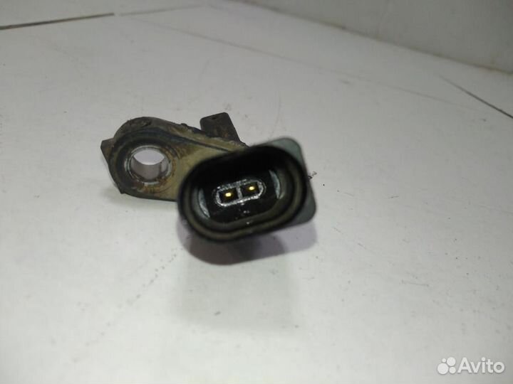 Датчик ABS передний правый Skoda Octavia A5 1Z- 20