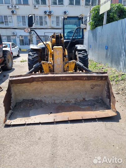 Телескопический погрузчик JCB 540-170, 2011