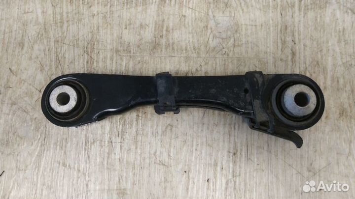 Рычаг задний правый BMW 6867537