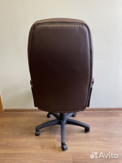 Кресло для офиса новое