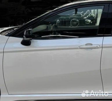 Передняя левая дверь XV80 Toyota Camry