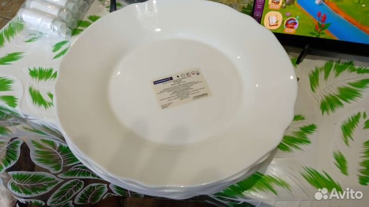 Тарелки обеденные