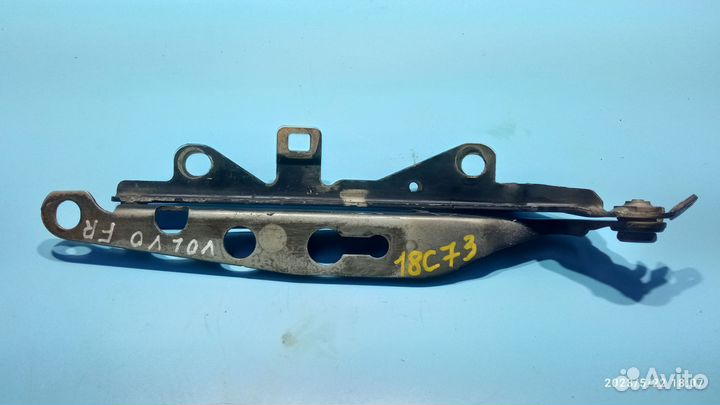 Петля капота передняя правая для Volvo S80