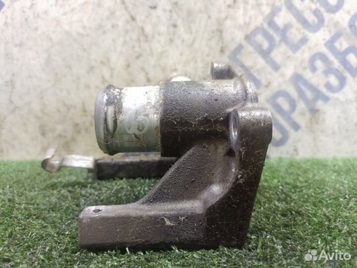 Фланец системы охлаждения Ford Fusion хэтчбек 1.6