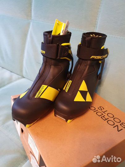 Новые лыжные ботинки fisher speedmax jr skate 37