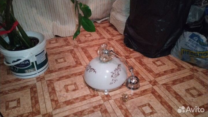 Люстра с одним плафоном для кухни