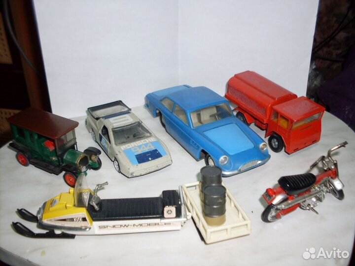 Советские и Английские игрушки.хот вилс М1\64