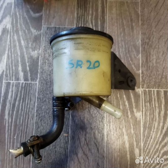 Бачек гур Nissan Bluebird Primera Avenir sr20de