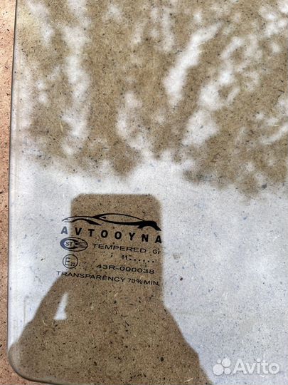 Стекло двери заднее правое Daewoo Nexia 1