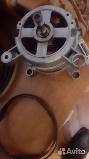 Двигатель от стиральной машины