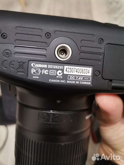 Зеркальный фотоаппарат canon 1100d