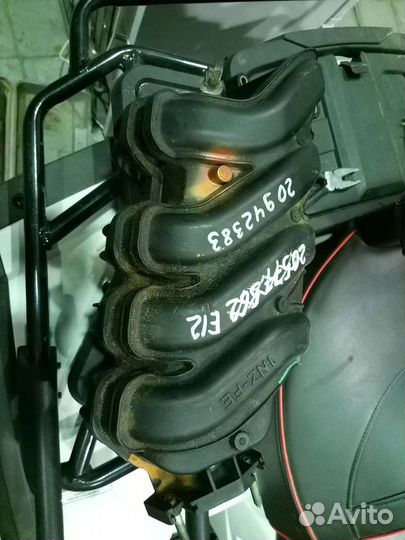 Впускной коллектор Toyota Corolla