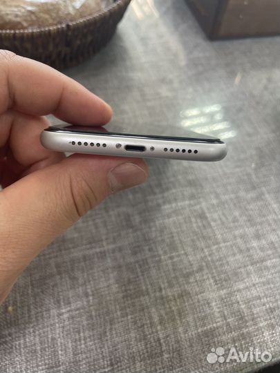 Мобильные телефоны бу iPhone