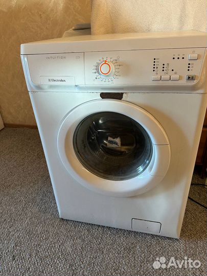 Стиральная машина Electrolux Рабочая на зап части