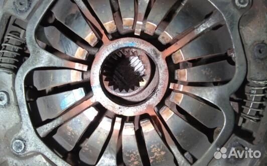 Маховик демпферный дизельный toyota RAV 4 ZSA3 (EE