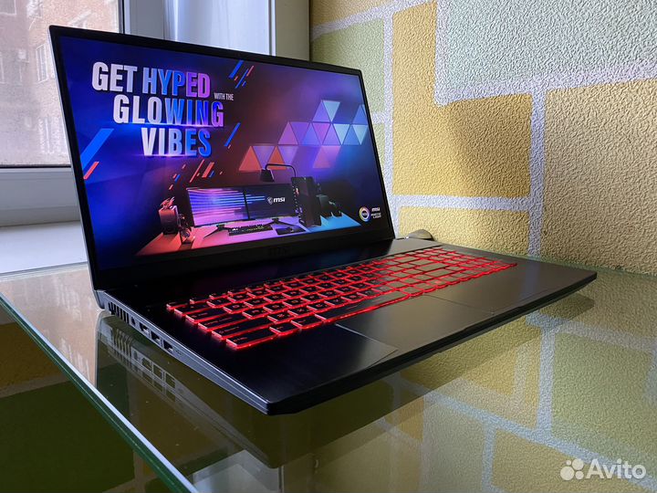 MSI Thin 17 / Core i7-10750H / 16Gb / RTX 3050Ti